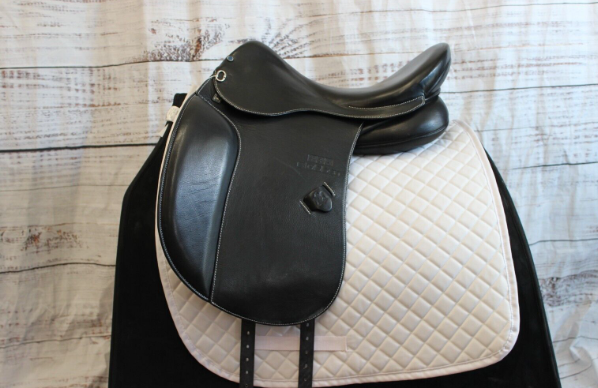 Used Stubben D Serenity 17.5" Dressage Saddle