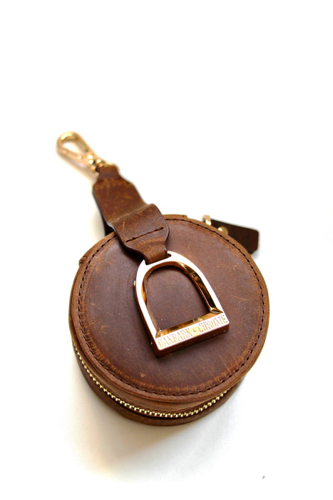 Oakbark & Chrome - Stirrup Accessory Keeper in Brindle