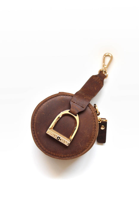 Oakbark & Chrome - Stirrup Accessory Keeper in Brindle