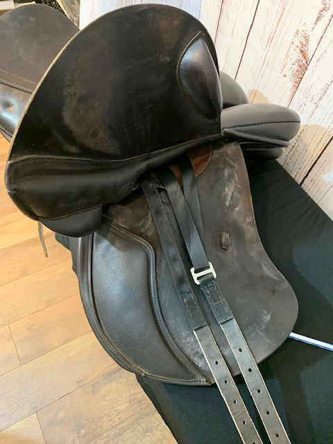 Used Black Country Tex Eventer Saddle - 17.5" Medium Tree - New Billets & Flock