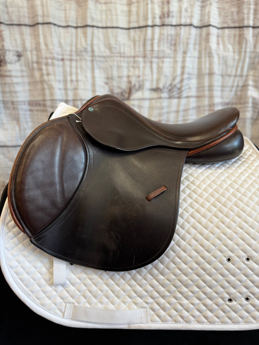 Used 16.5 County Solution Jump Saddle