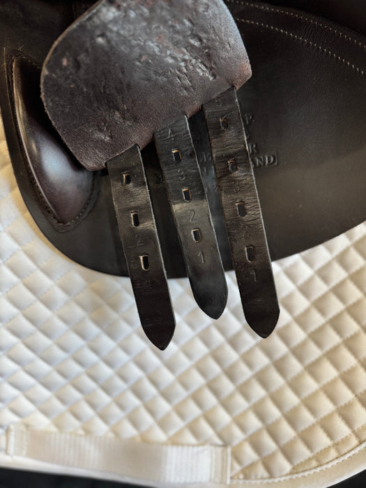 Used 16.5 County Solution Jump Saddle