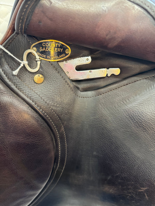 Used 16.5 County Solution Jump Saddle