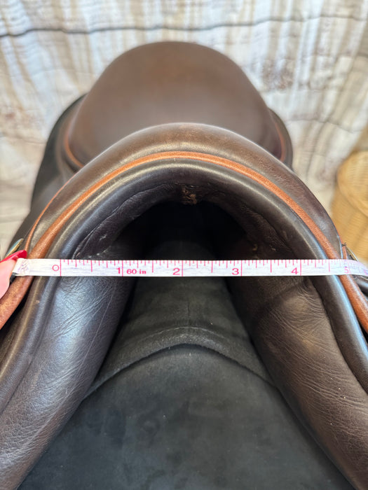 Used 16.5 County Solution Jump Saddle