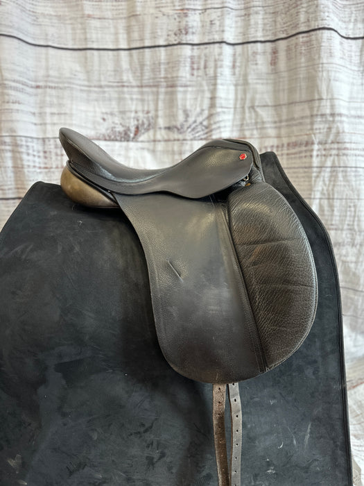 Used Albion Dressage Saddle