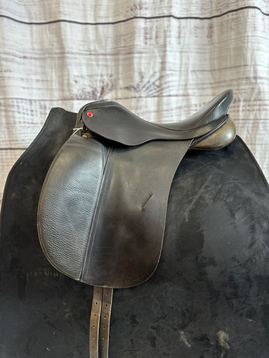 Used Albion Dressage Saddle