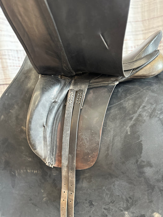 Used Albion Dressage Saddle