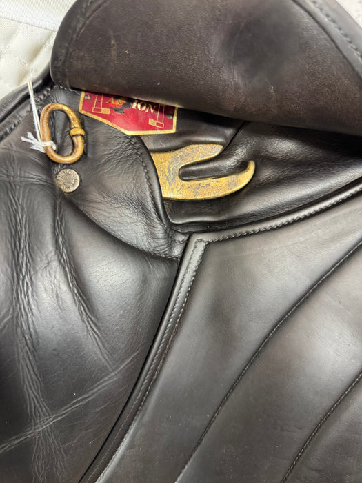 USED 18" Albion Monoflap Jump Saddle