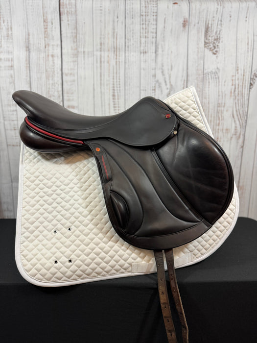 USED 18" Albion Monoflap Jump Saddle