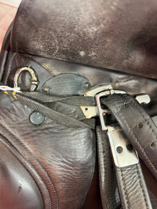 Used 2005 County Conquest Jump Saddle 17"