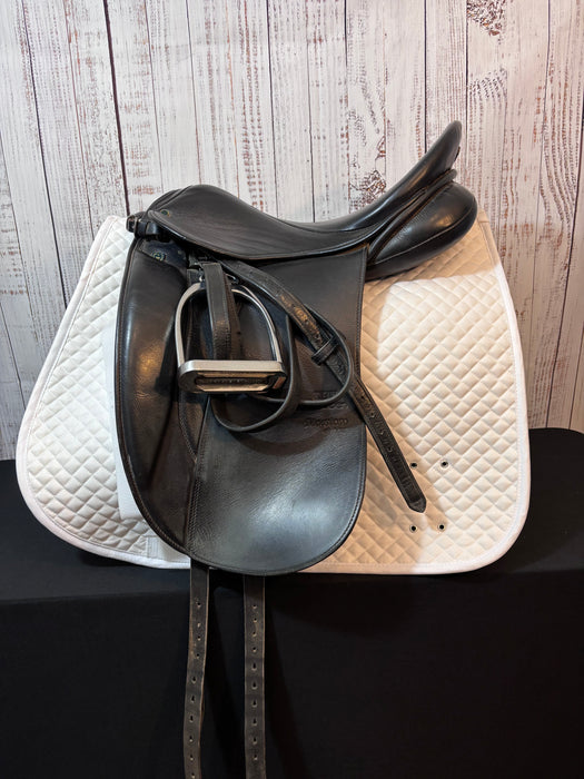 Used Stubben Maestoso 17" Dressage Saddle