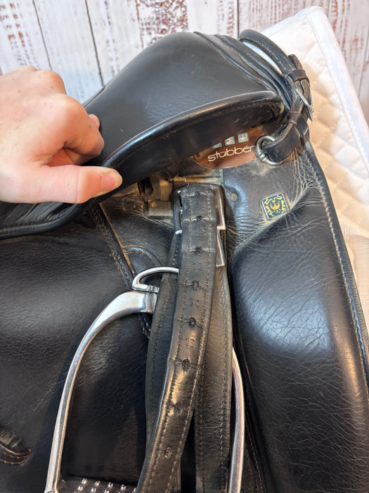 Used Stubben Maestoso 17" Dressage Saddle
