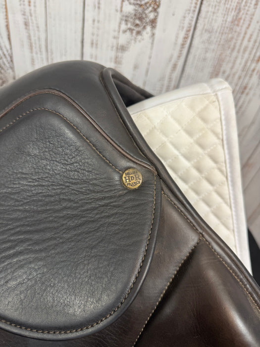 Used 18" HDR Phoenix Monoflap Close Contact Saddle