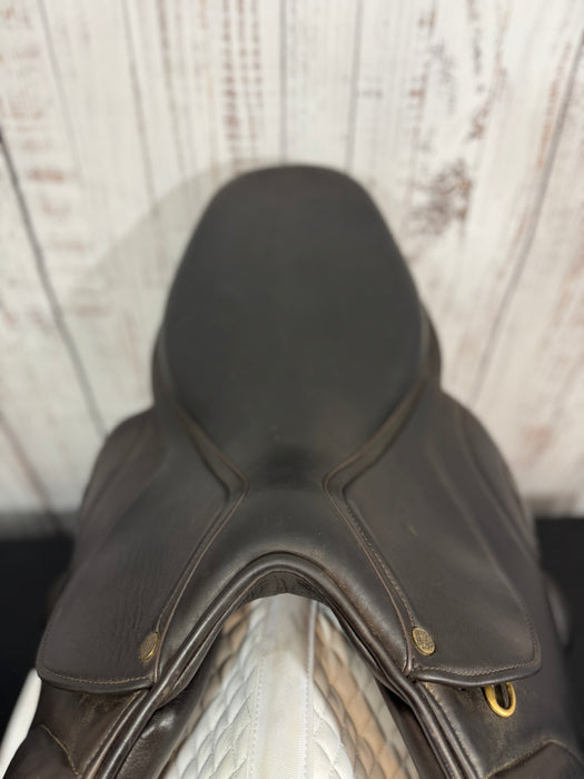 Used 18" HDR Phoenix Monoflap Close Contact Saddle