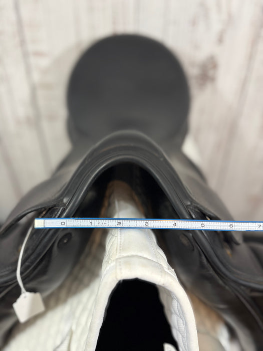 Used 2007 18" Prestige Optimax Dressage Saddle