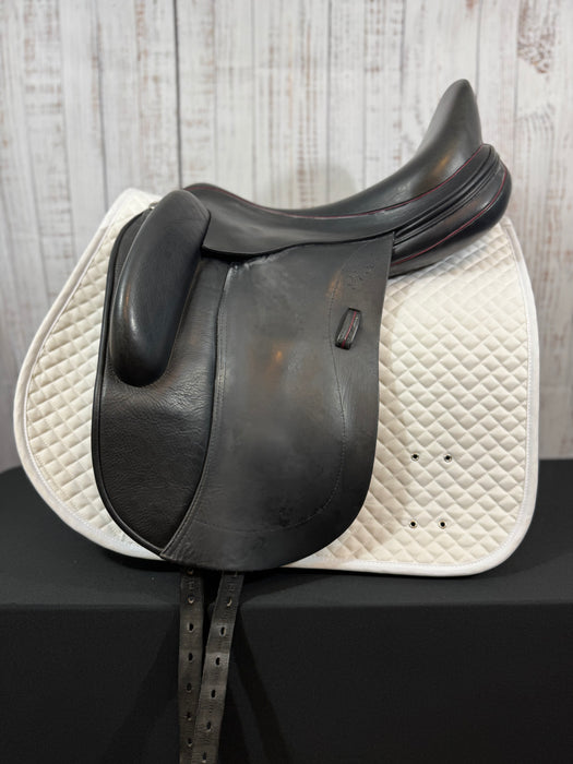Used 18" Patrick Dressage Saddle