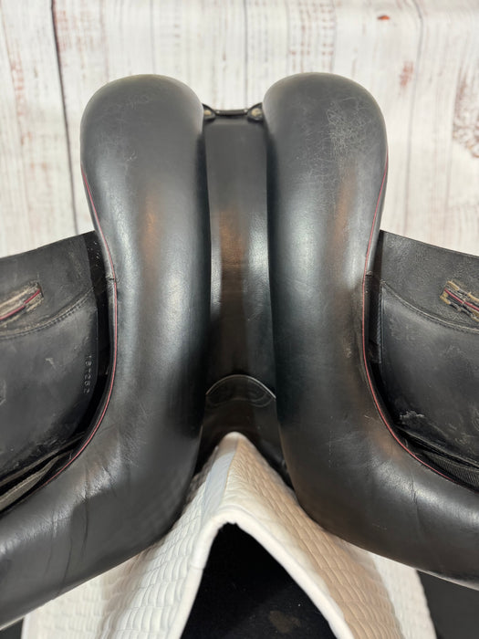 Used 18" Patrick Dressage Saddle