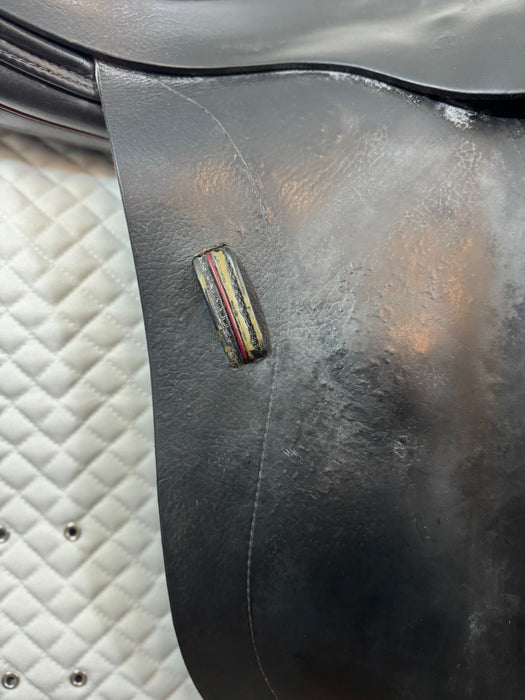 Used 18" Patrick Dressage Saddle