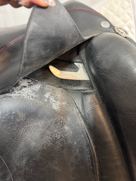 Used 18" Patrick Dressage Saddle