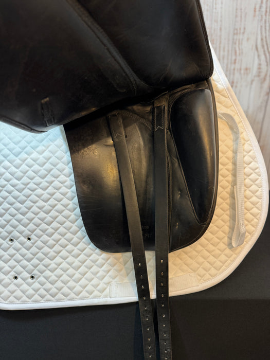 Used International Saddlery Dressage Saddle - 17.5" Medium Tree