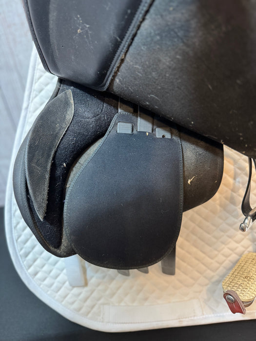 Used Wintec All Purpose Saddle - 17" Adjustable Tree