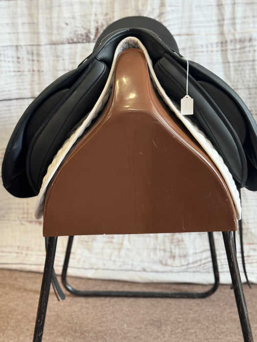 Used Wintec 500 Dressage Saddle