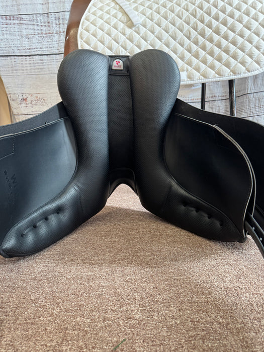 Used Wintec 500 Dressage Saddle