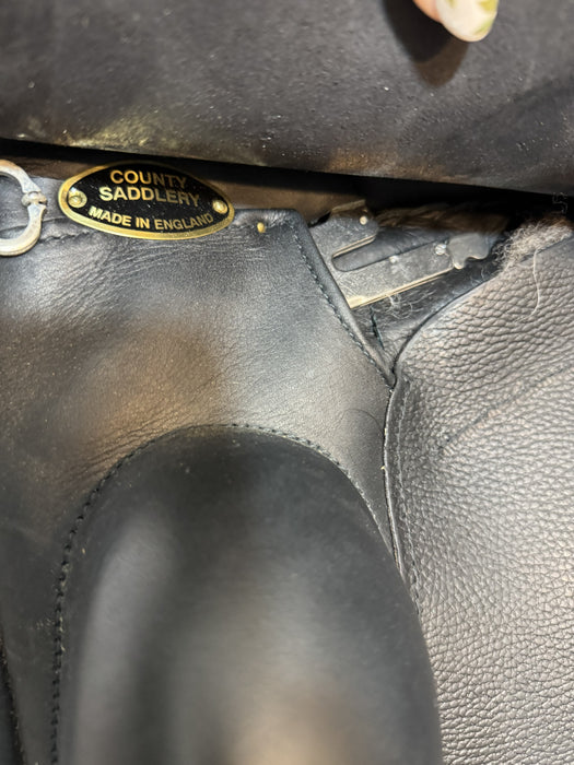 New 2025 County Epiphany Dressage Saddle - 17"