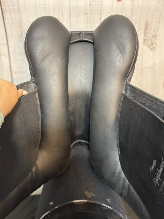 New 2025 County Epiphany Dressage Saddle - 17"