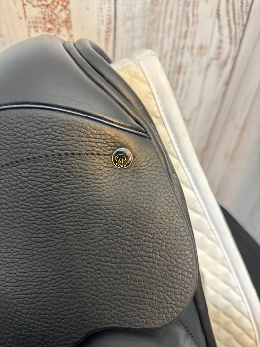 2022 16.5" County Epiphany dressage saddle