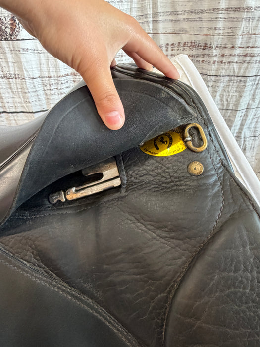 Sommer Novelle Dressage Saddle 17.5"