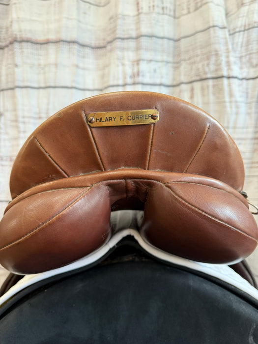 Ainsley Pro National 17" close contact saddle