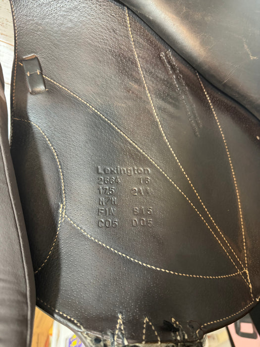 Used Voltaire Lexington Jump Saddle 17.5"