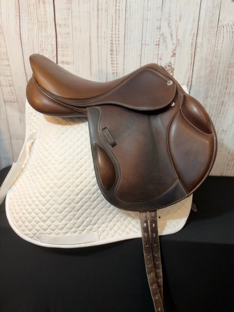 Used 18" Collegiate Monoflap Jump Saddle with Adjustable Tree