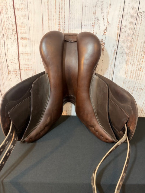 Used 18" Collegiate Monoflap Jump Saddle with Adjustable Tree