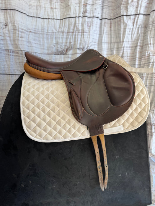USED 18" Devoucoux Chiberta Monoflap Saddle