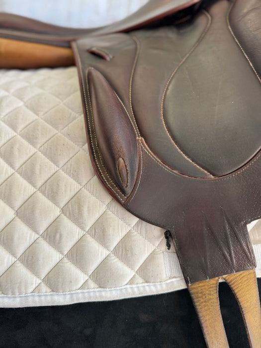 USED 18" Devoucoux Chiberta Monoflap Saddle