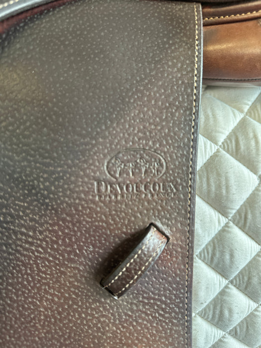 2014 Devoucoux jump saddle 17"