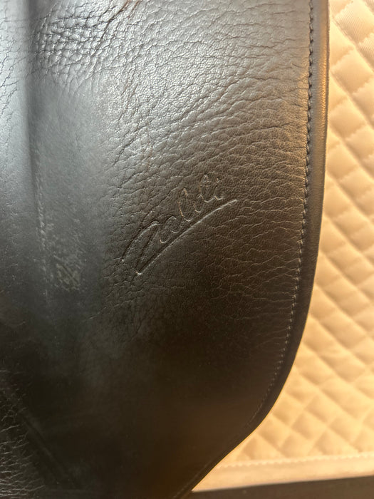 Used 2013 Zaldi Classic Dressage Saddle 18" Wide