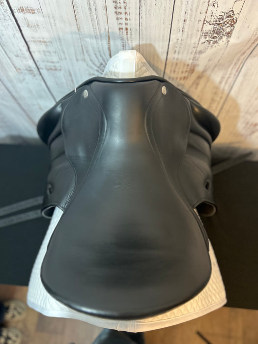 Used 2013 Zaldi Classic Dressage Saddle 18" Wide