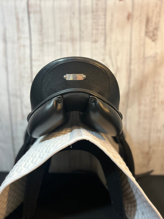 Used 2013 Zaldi Classic Dressage Saddle 18" Wide