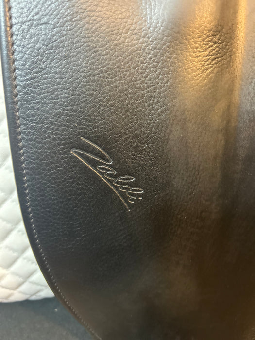 Used 2013 Zaldi Classic Dressage Saddle 18" Wide