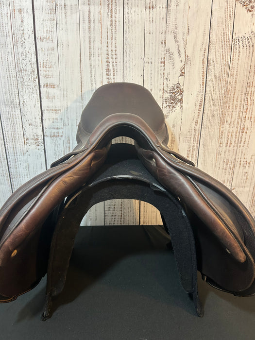 Used Antares Confort Jump Saddle 17"