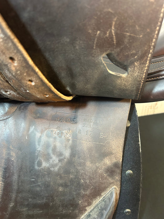 Used Antares Confort Jump Saddle 17"