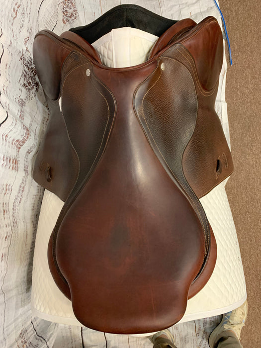 Used CWD 18" Jump Saddle