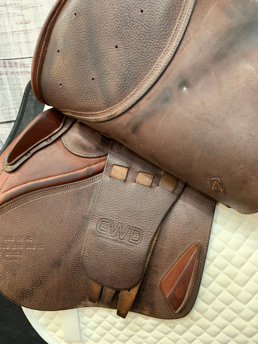 Used CWD 18" Jump Saddle