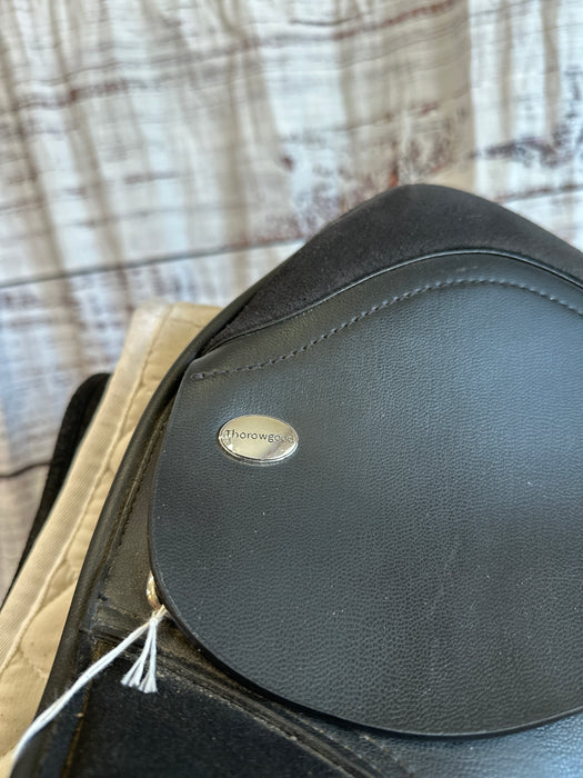 Thorowgood T4 MDM Dressage saddle