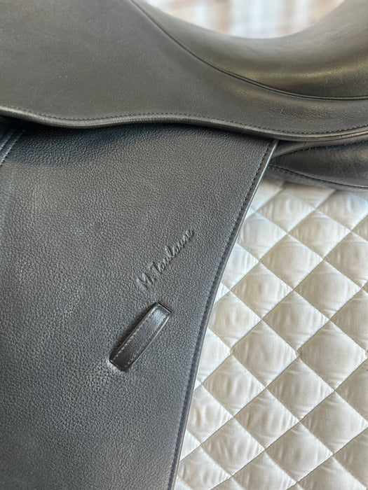 USED 18" M Toulouse Aachen Dressage Saddle + cover+ key
