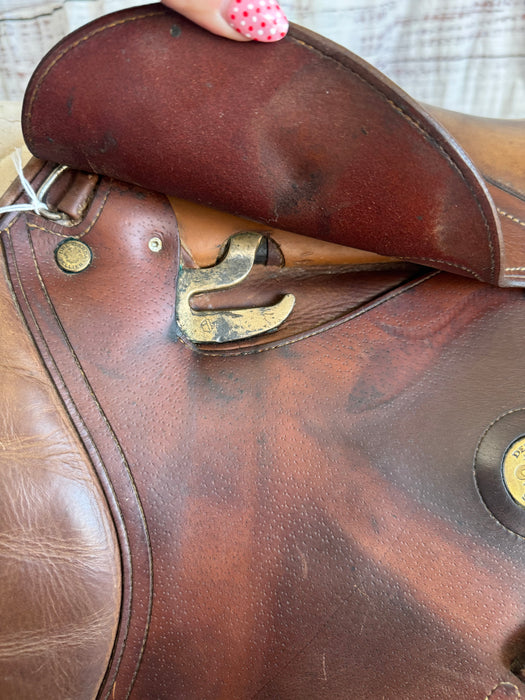 Used Del Carda Sellier Jump Saddle