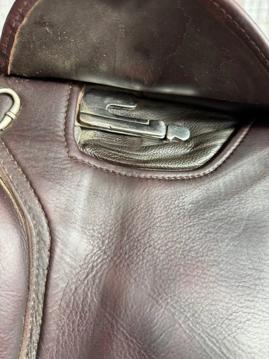 Used 18" Merida Jump Saddle